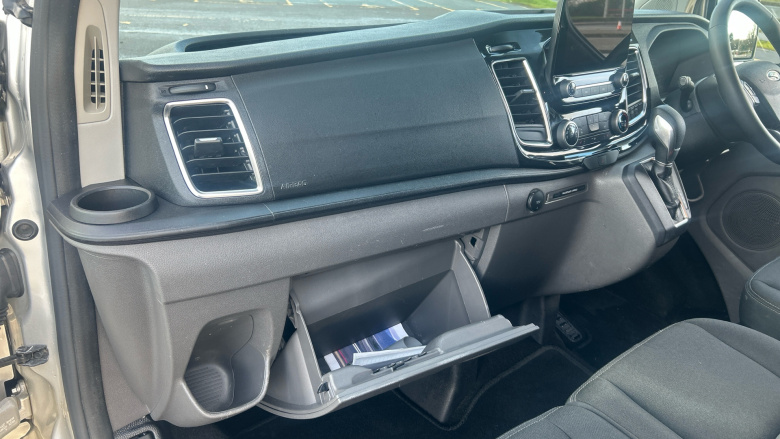 Ford Transit Custom 320 L1 Diesel Fwd 2.0 EcoBlue 170ps Low Roof D/Cab Limited Van Auto